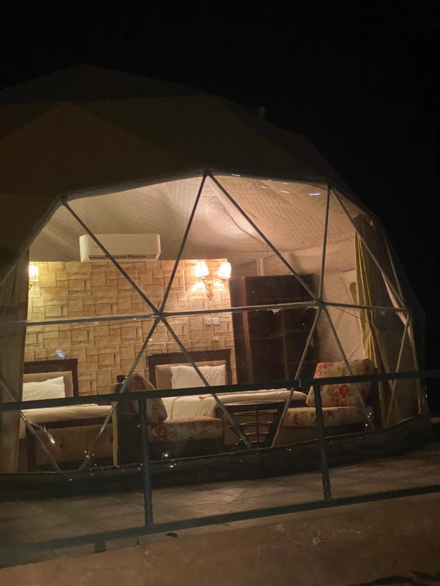 Wadi Rum Sky Camp Extérieur photo