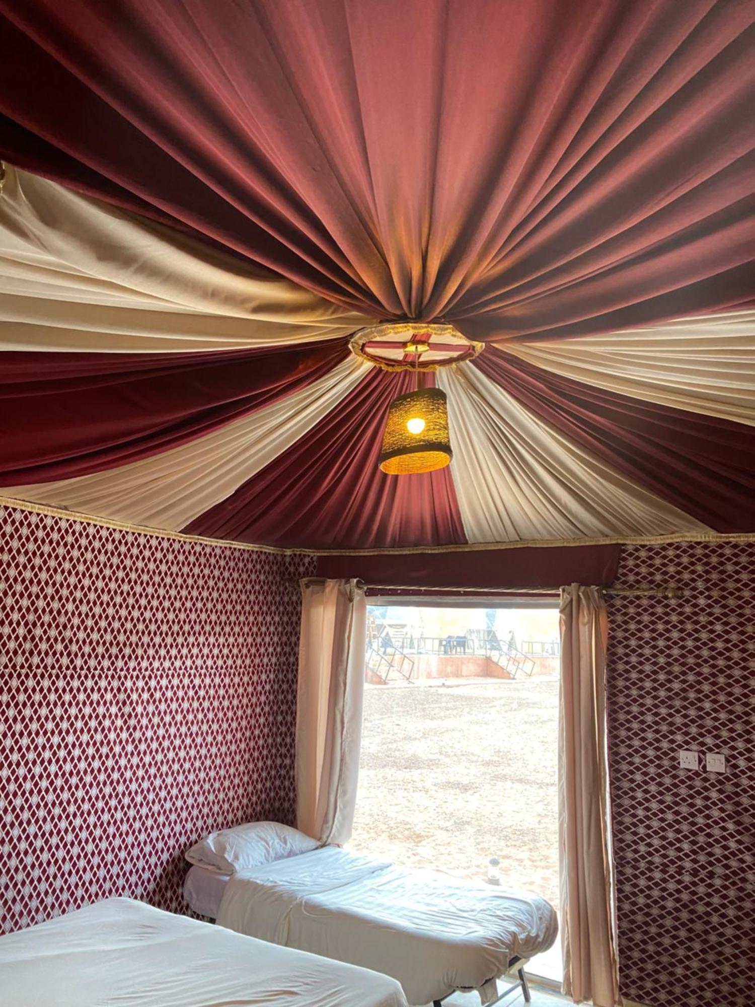 Wadi Rum Sky Camp Extérieur photo